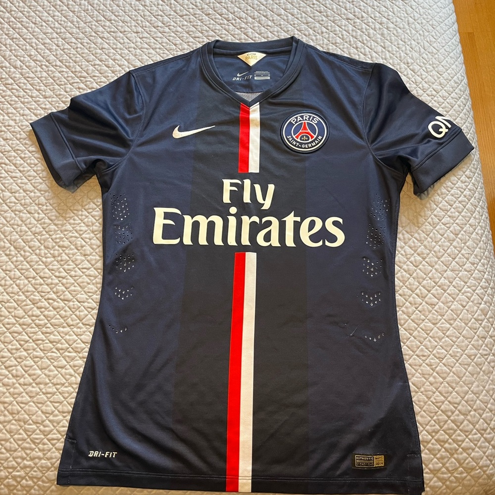 Nike PSG Dark Blue Jersey with Red and White Stripes size M